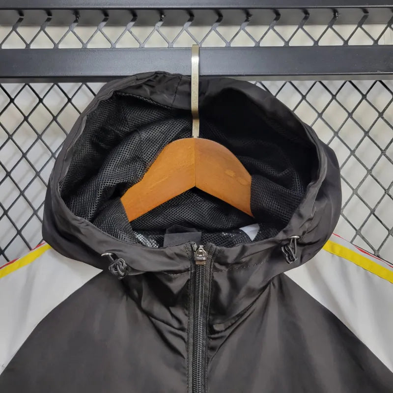Manchester United WindBreaker Black/White/Yellow