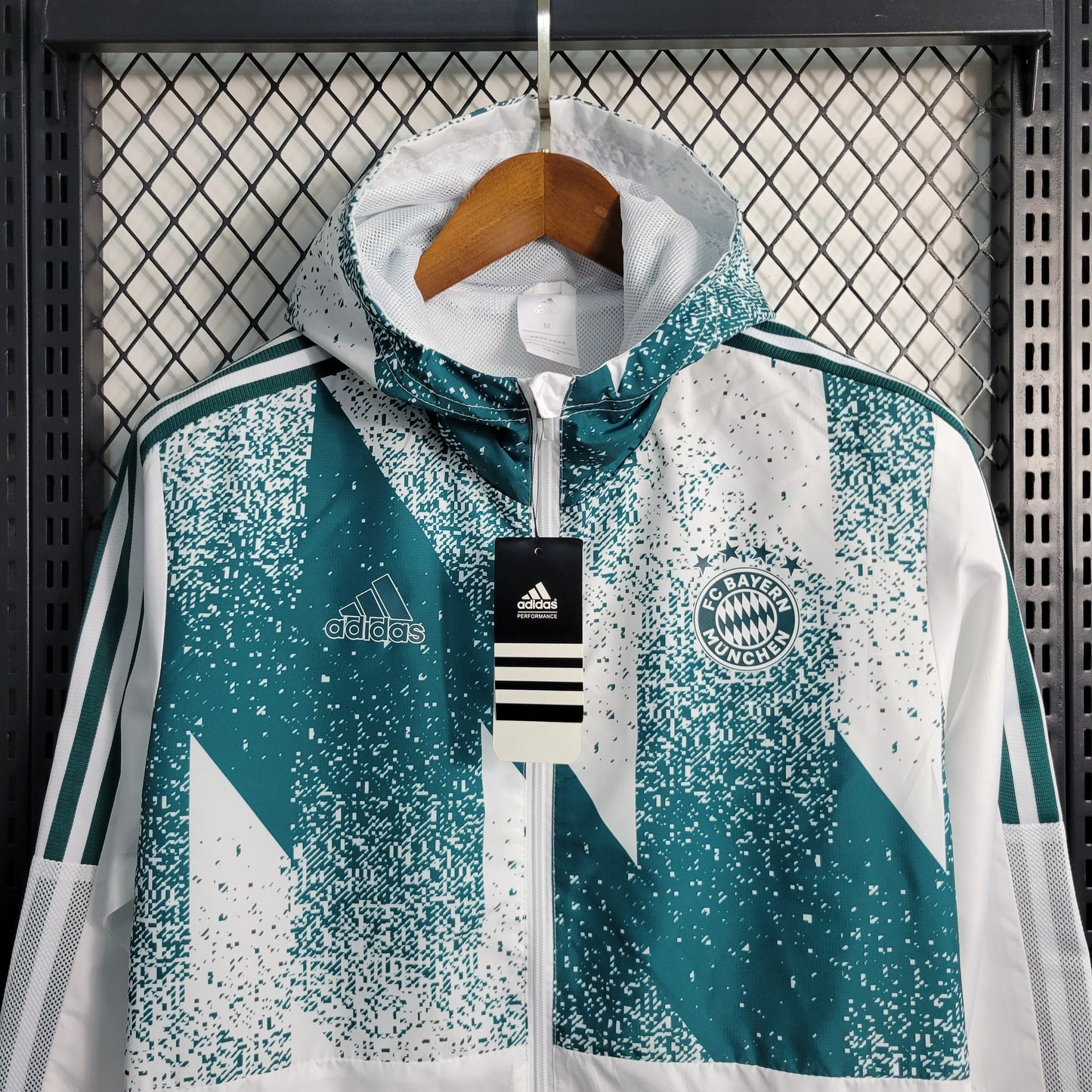 FC Bayern Munich WindBreaker White/Blue