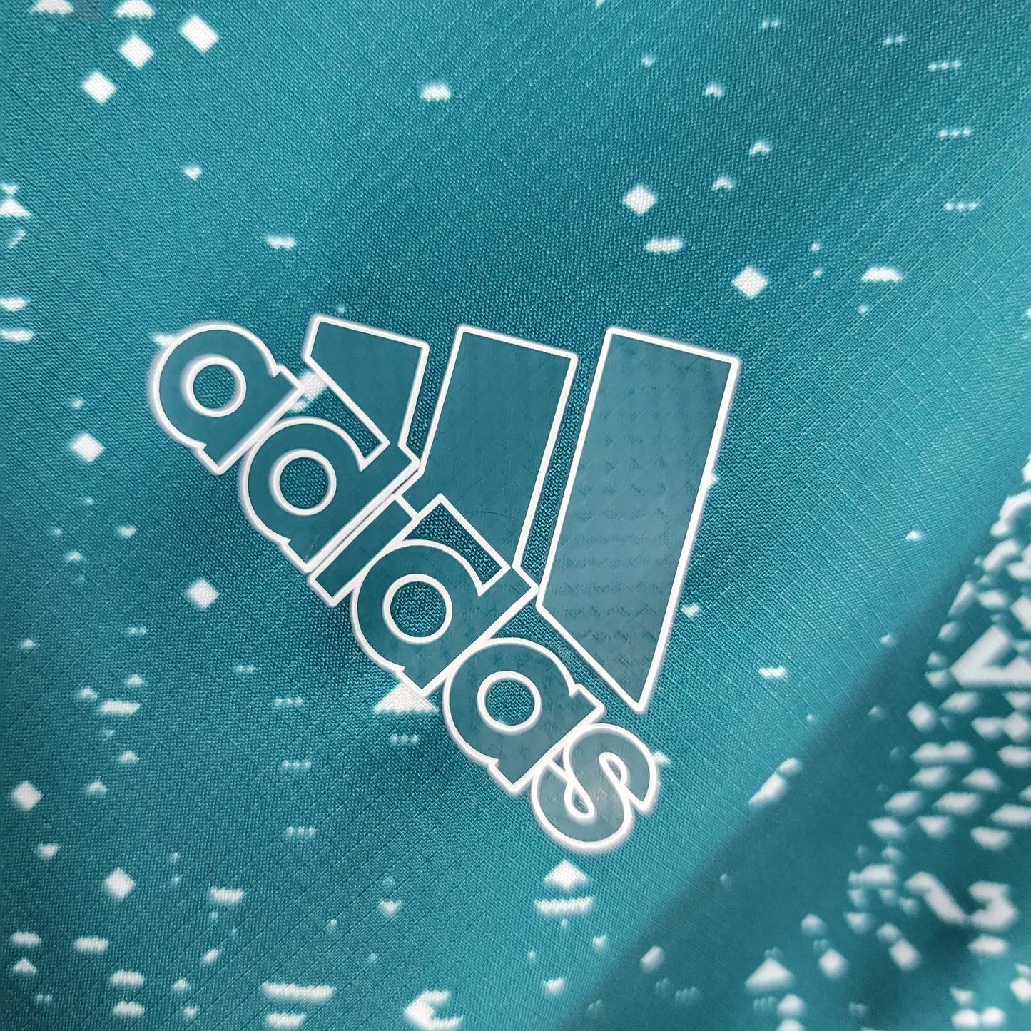 FC Bayern Munich WindBreaker White/Blue