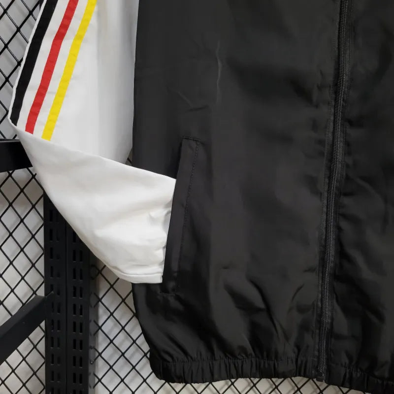 Manchester United WindBreaker Black/White/Yellow