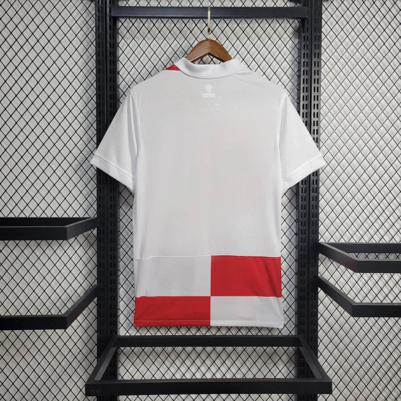 Croatia Home - 24/25