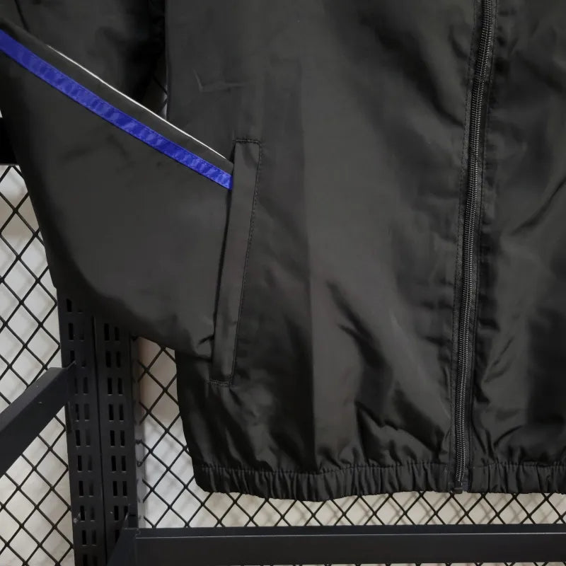 Manchester United WindBreaker Black/Blue/Red