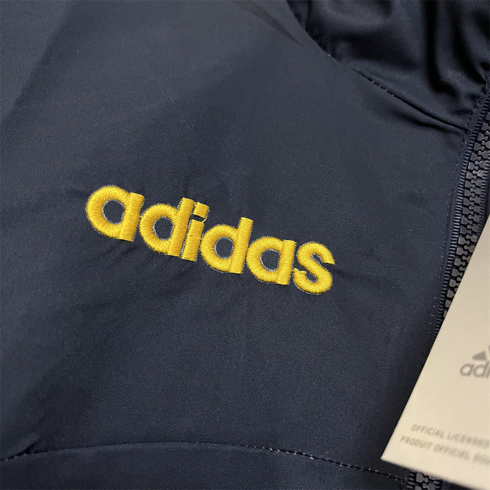 Spanish WindBreaker