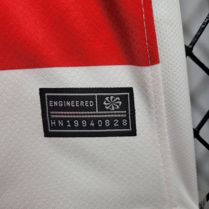 Croatia Home - 24/25