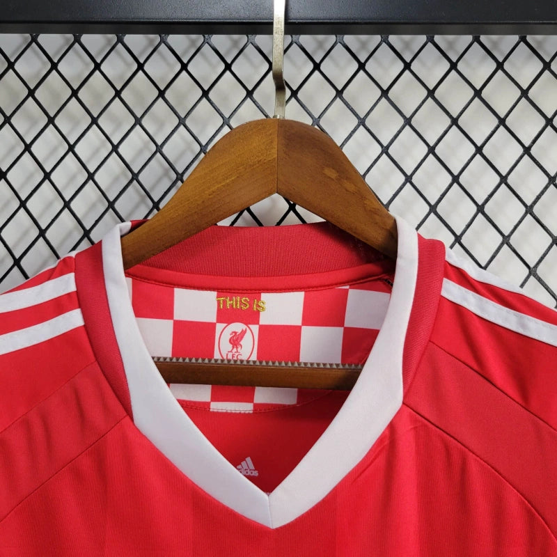 Liverpool Home Retro - 08/09